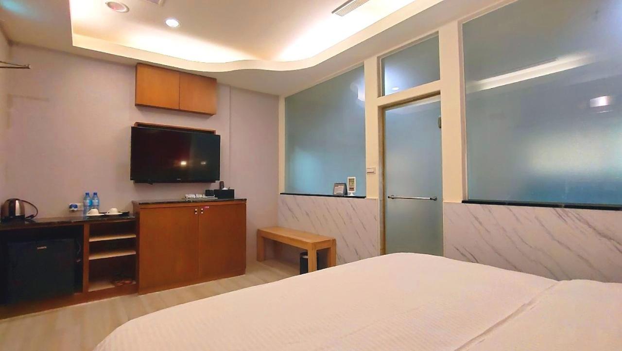 Jin Yong Quan Spa Hotspring Resort Wanli Esterno foto