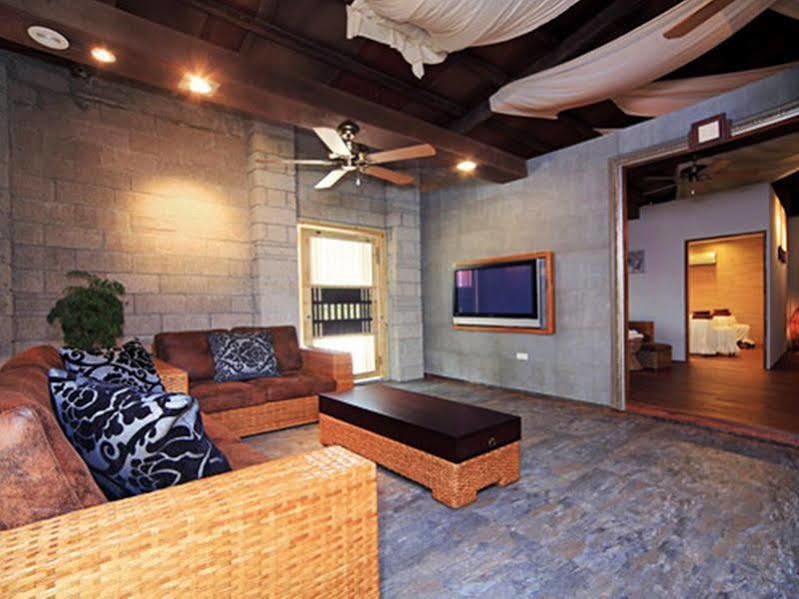 Jin Yong Quan Spa Hotspring Resort Wanli Esterno foto
